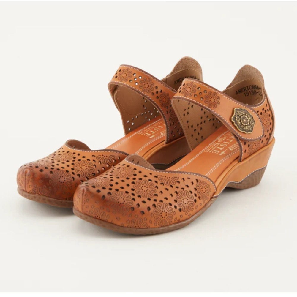 L' Artiste by Springstep Women's Brown Leather Cutout Strap Wedge Shoes‎ Size 42